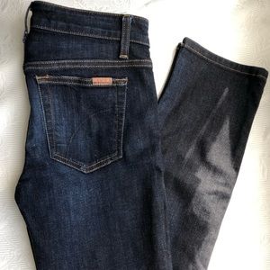 Joe’s Jeans Straight Ankle. Size 26.